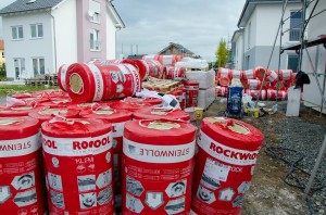 Steinwolleberg vor dem Haus