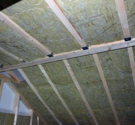 Dämmung Dachschräge vorm Schließen der Decke