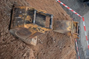 Baggerschaufeln am Mediengraben