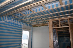 Dampfbremsfolie und Lattung Bad