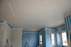 Rigips an Wohnzimmer-und Küchendecke