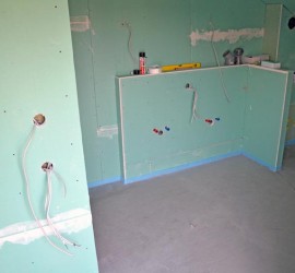 Bad nach dem ersten Spachteln