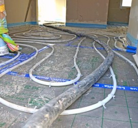 Estrichverlegung im EG-Flur