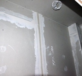 Speisekammer gespachtelt (1. Spachtelgang)