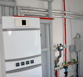 Übergabestation für Heizung im Hausanschlussraum