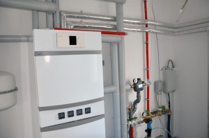 Übergabestation für Heizung im Hausanschlussraum