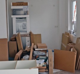 Ikea-Küchenlieferung in Einzelteilen