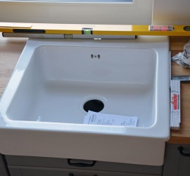 2. August: Der rohe Spülstein "Domsjö"