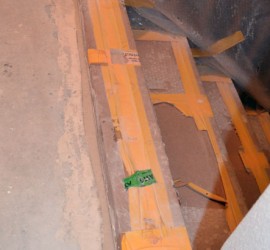 Treppe mit zugespachtelter Estrich-Lücke-