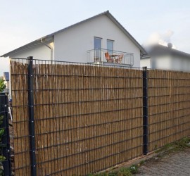 Zaun Fahrradweg-Seite West-Sicht