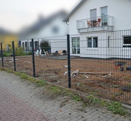 Zaun Fahrradweg-Seite Ost-Sicht