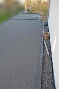 Einfahrt mit Splittfundament