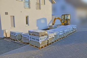 Die Paletten Rinn-Pflastersteine Padio color Beluga-Grau fein