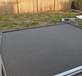 Terrasse mit Splittfundament