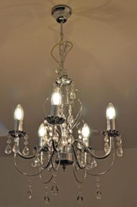 Kronleuchter Pinja in der Diele