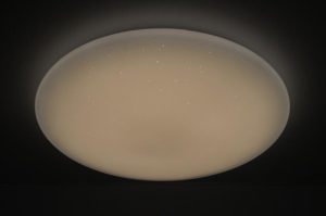 Große Sternenhimmel-Lampe im Schlafzimmer